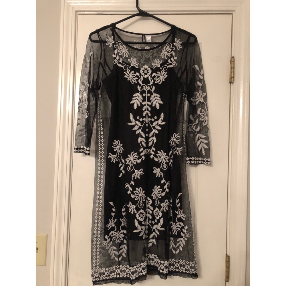 Black and white fitted cocktail dress